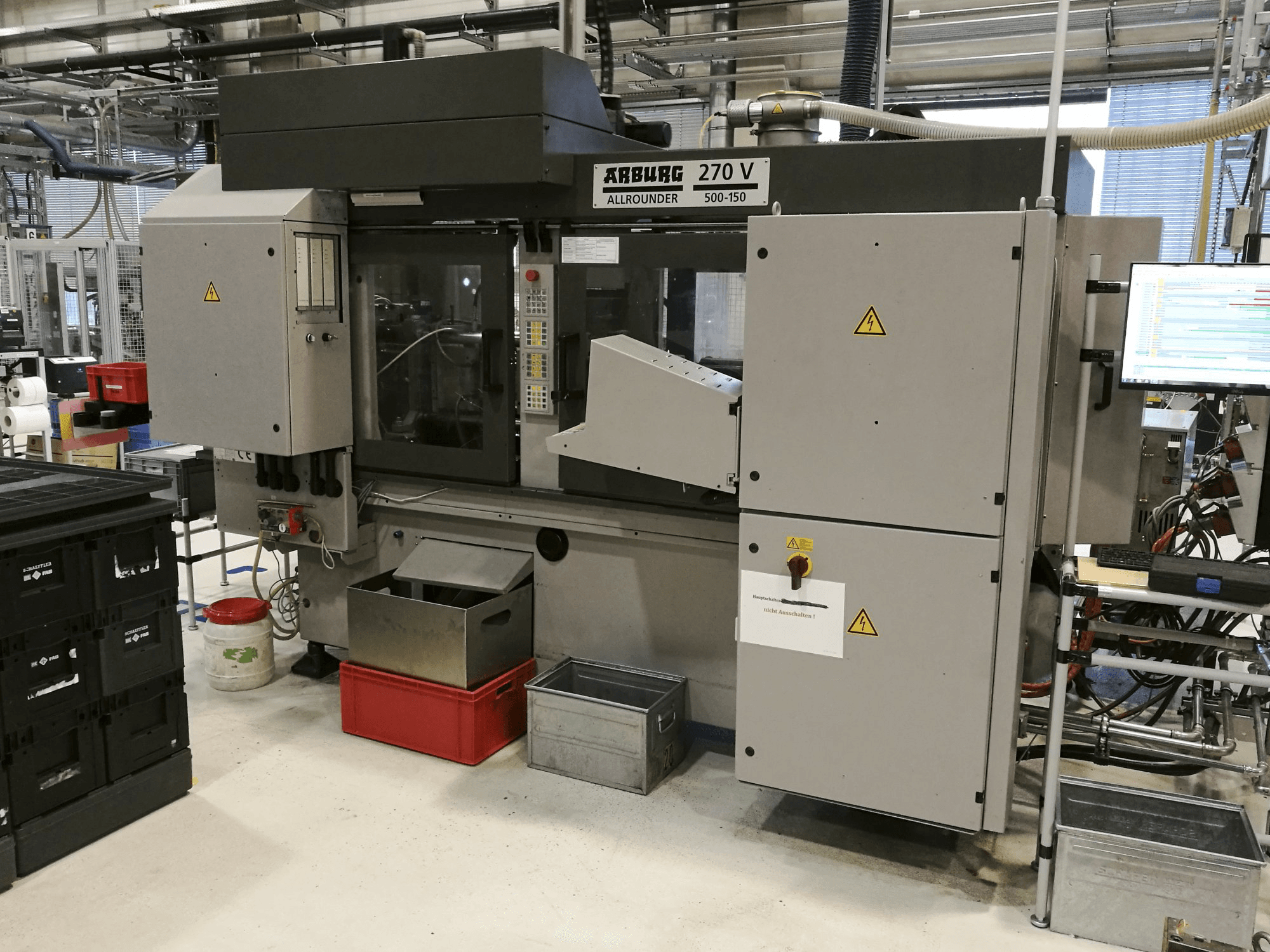 Arburg 270V 500-150 Mašinos dešinės pusės vaizdas