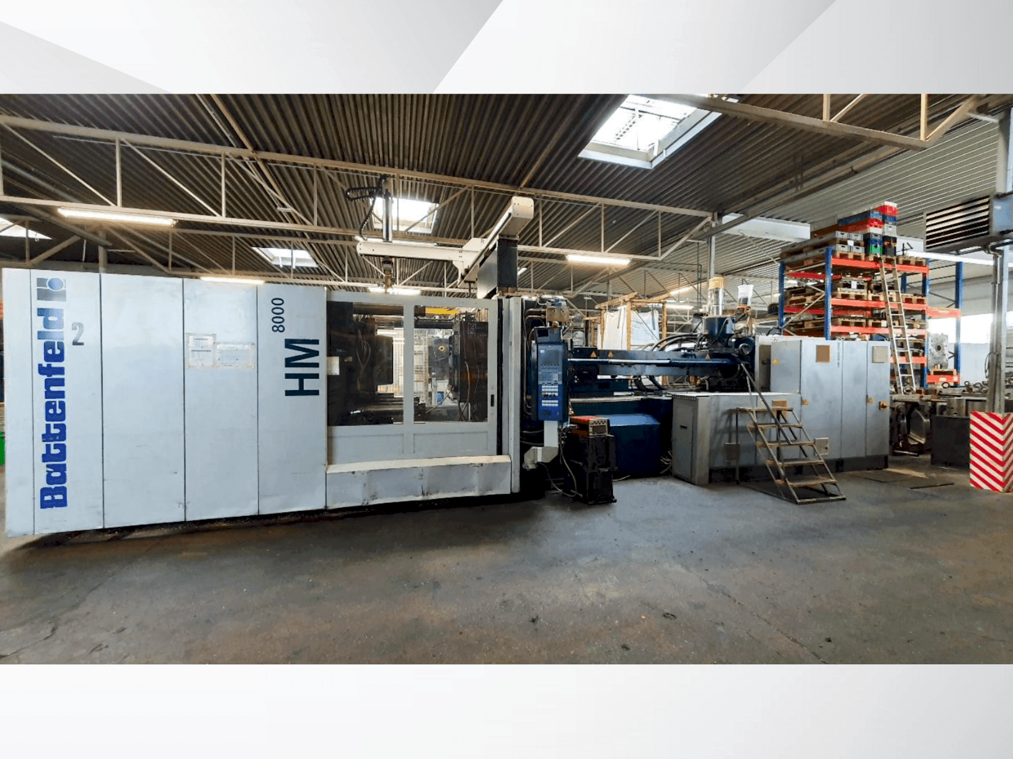 Battenfeld HM 2P 800-7700 Mašinos vaizdas iš priekio