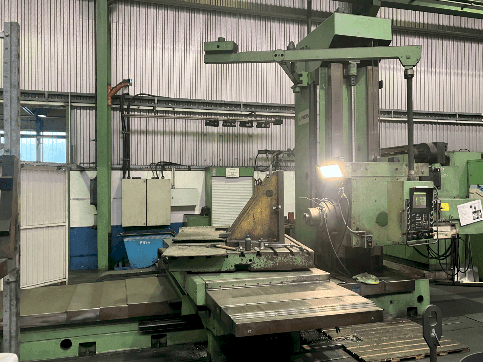 UNION BFT 110 NC Mašinos vaizdas iš priekio