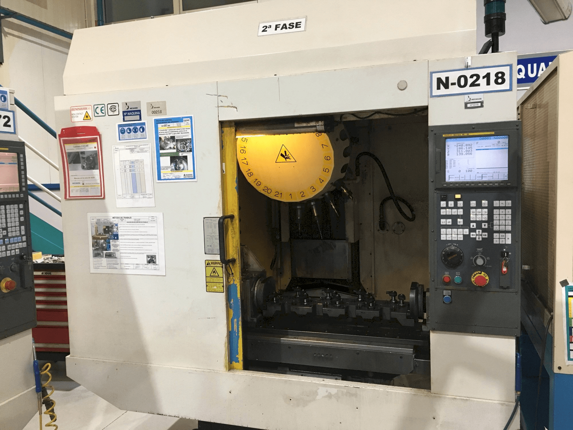FANUC Robodrill alfa-T-21iDL Mašinos vaizdas iš priekio