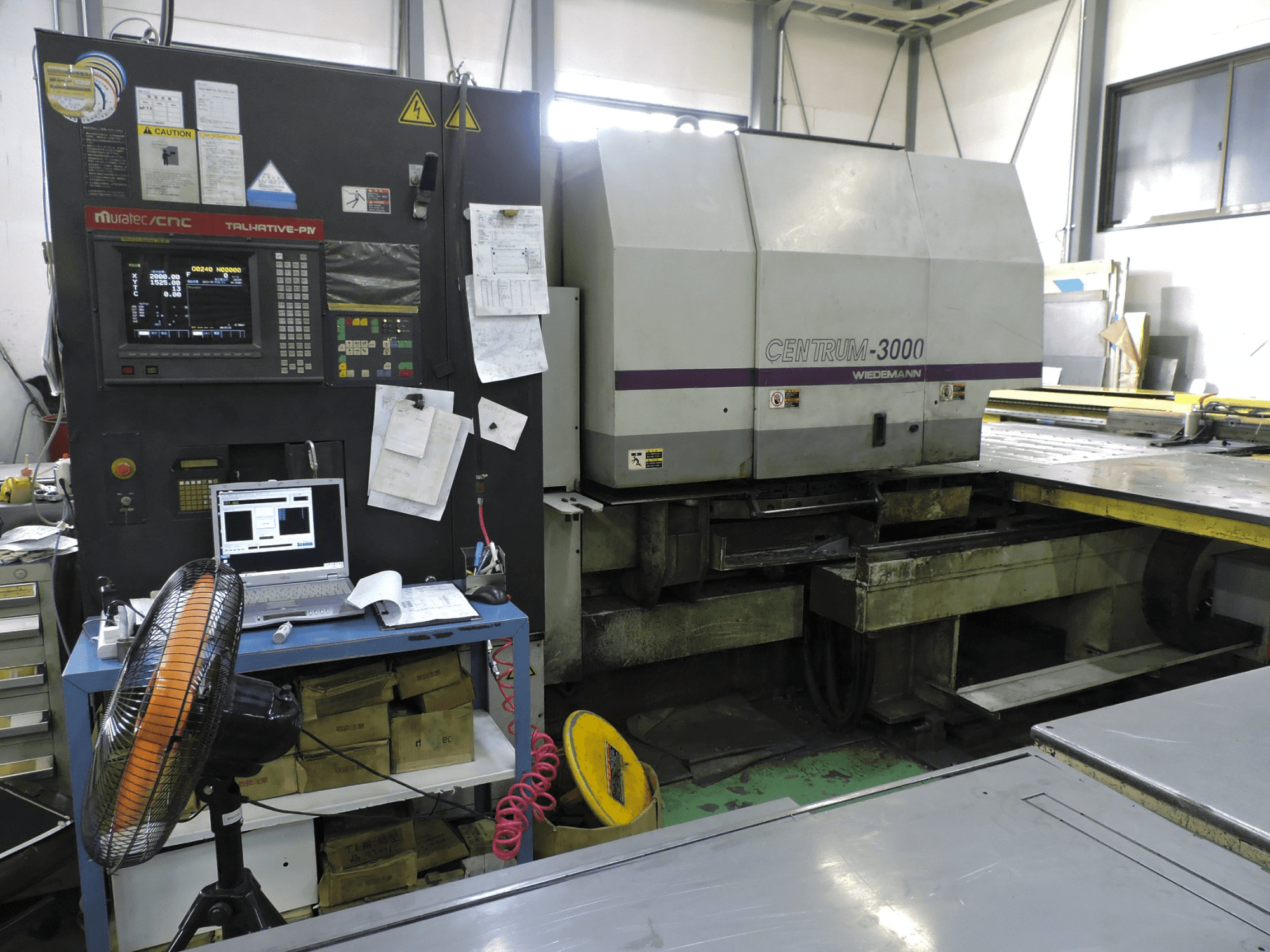 Murata Wiedemann C-3000 Mašinos vaizdas iš kairės pusės