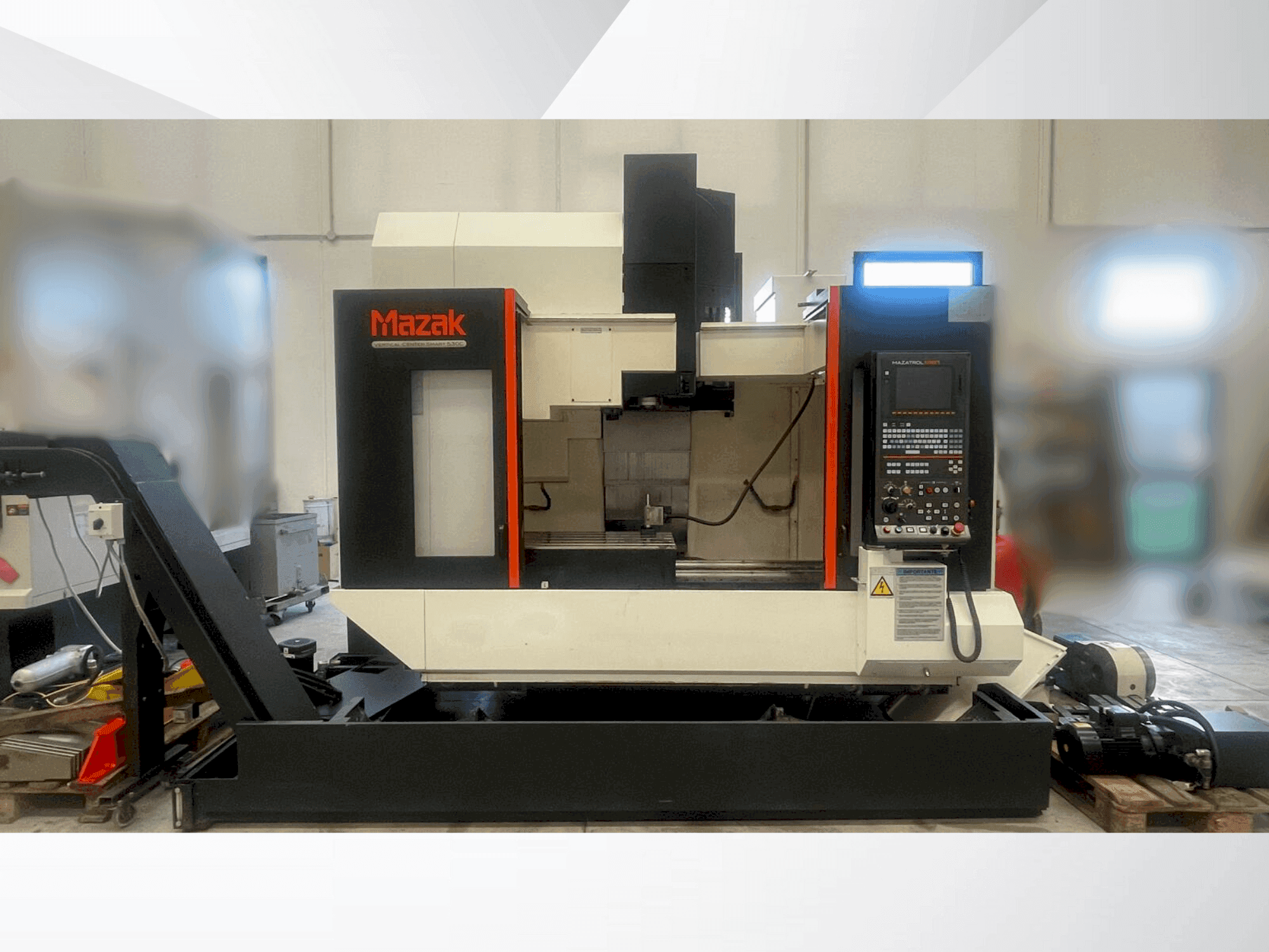 Mazak VERTICAL CENTER SMART 530C Mašinos vaizdas iš priekio