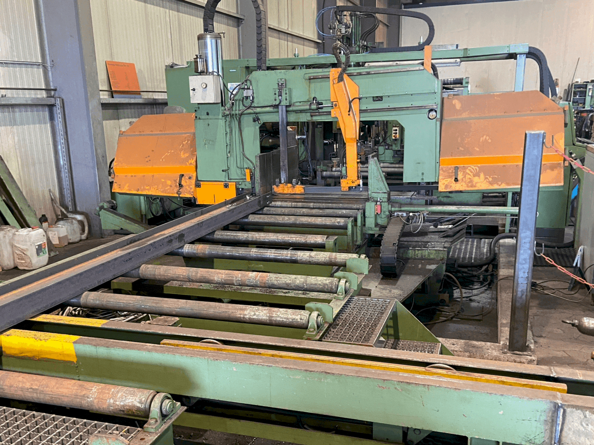 MEBA 560 DG-1000 + PEDDINGHAUS TDK 1000 /9P Mašinos vaizdas iš priekio