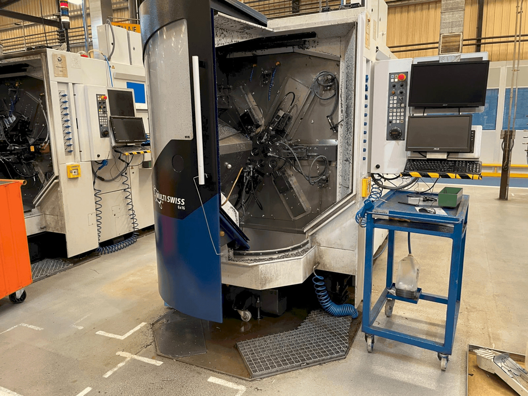 TORNOS MultiSwiss 6x16 Mašinos vaizdas iš priekio