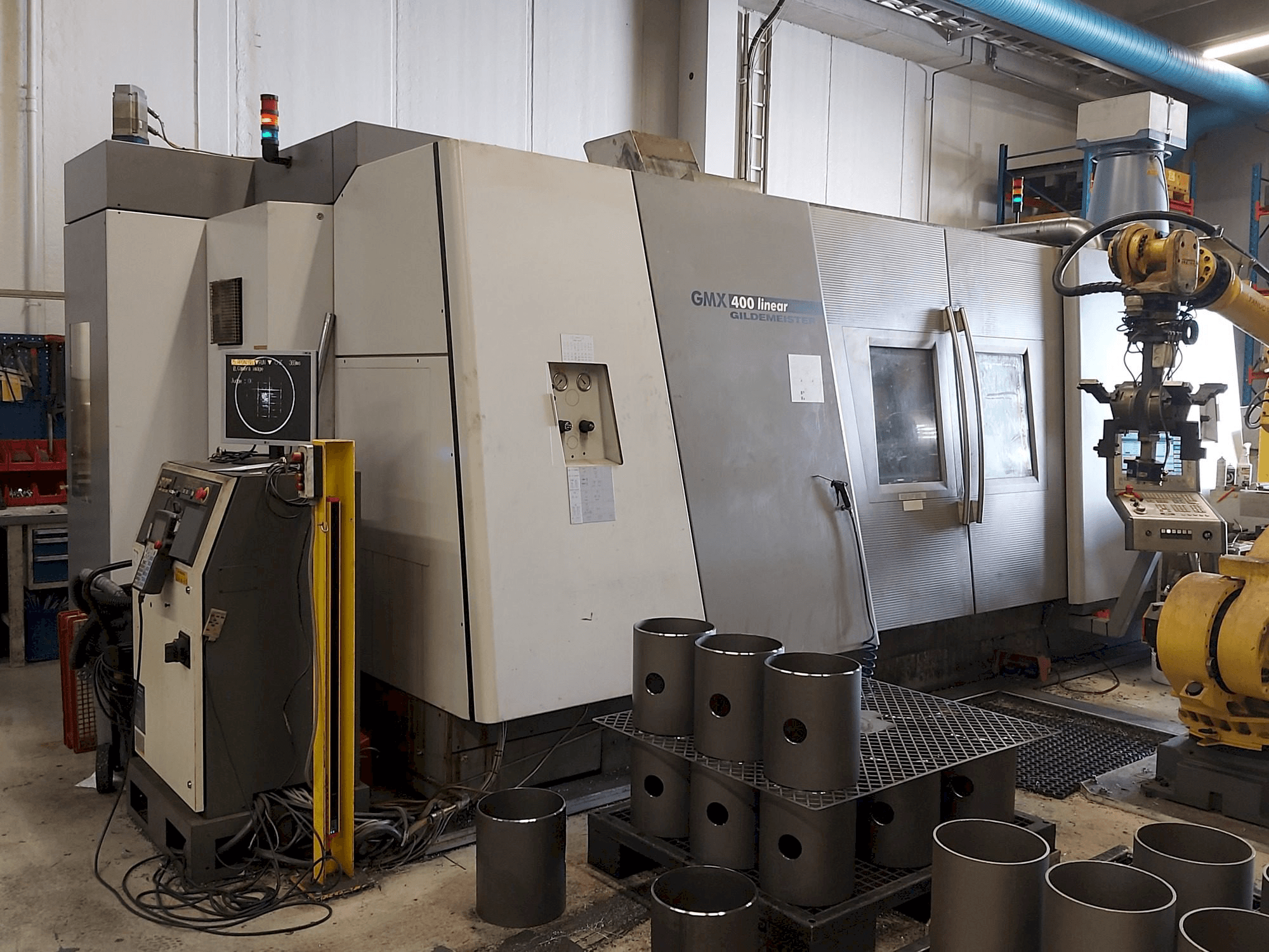 Gildemeister GMX 400 Linear Mašinos vaizdas iš priekio