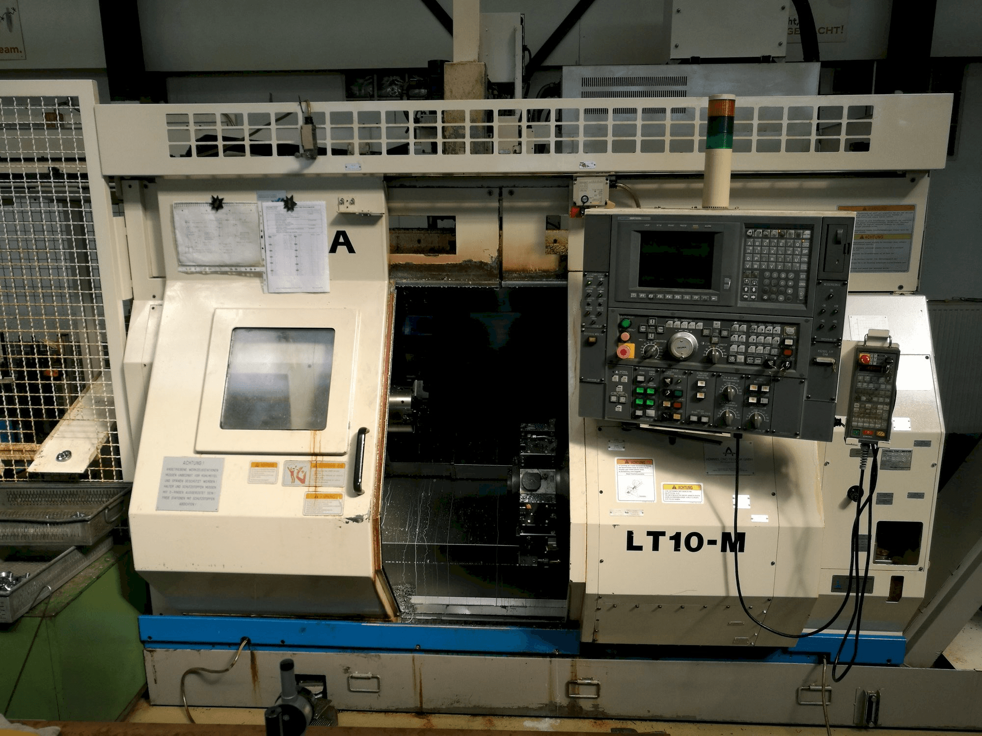Okuma LT10-M Mašinos vaizdas iš priekio