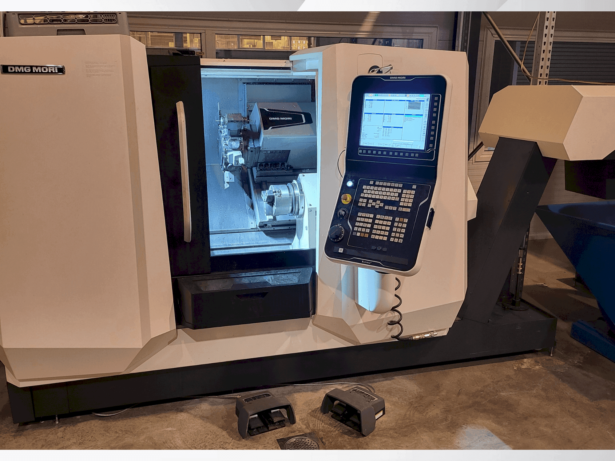 DMG MORI CLX350 V6 Mašinos vaizdas iš priekio