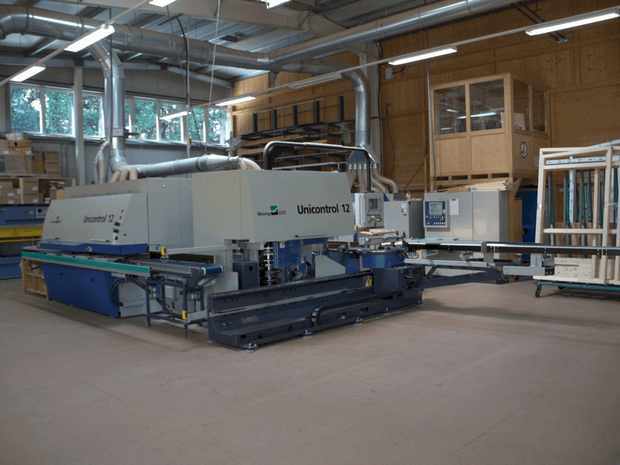 WEINIG / DIMTER UNICONTROL 12 Mašinos vaizdas iš priekio