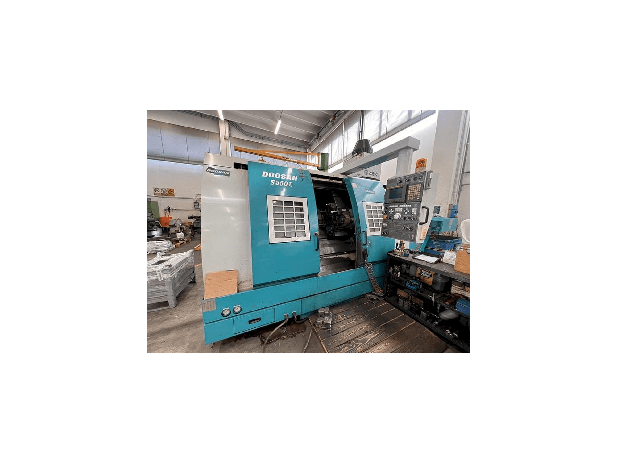 Doosan S550L Mašinos vaizdas iš priekio
