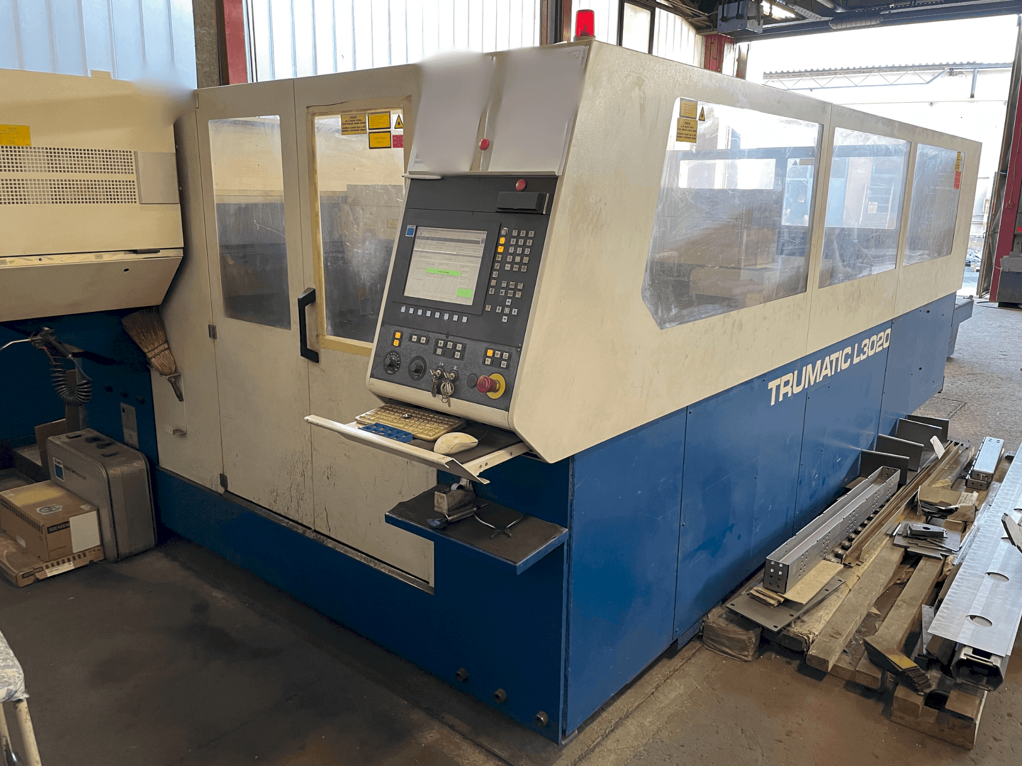 TRUMPF Trumatic TC L3020 Mašinos vaizdas iš priekio