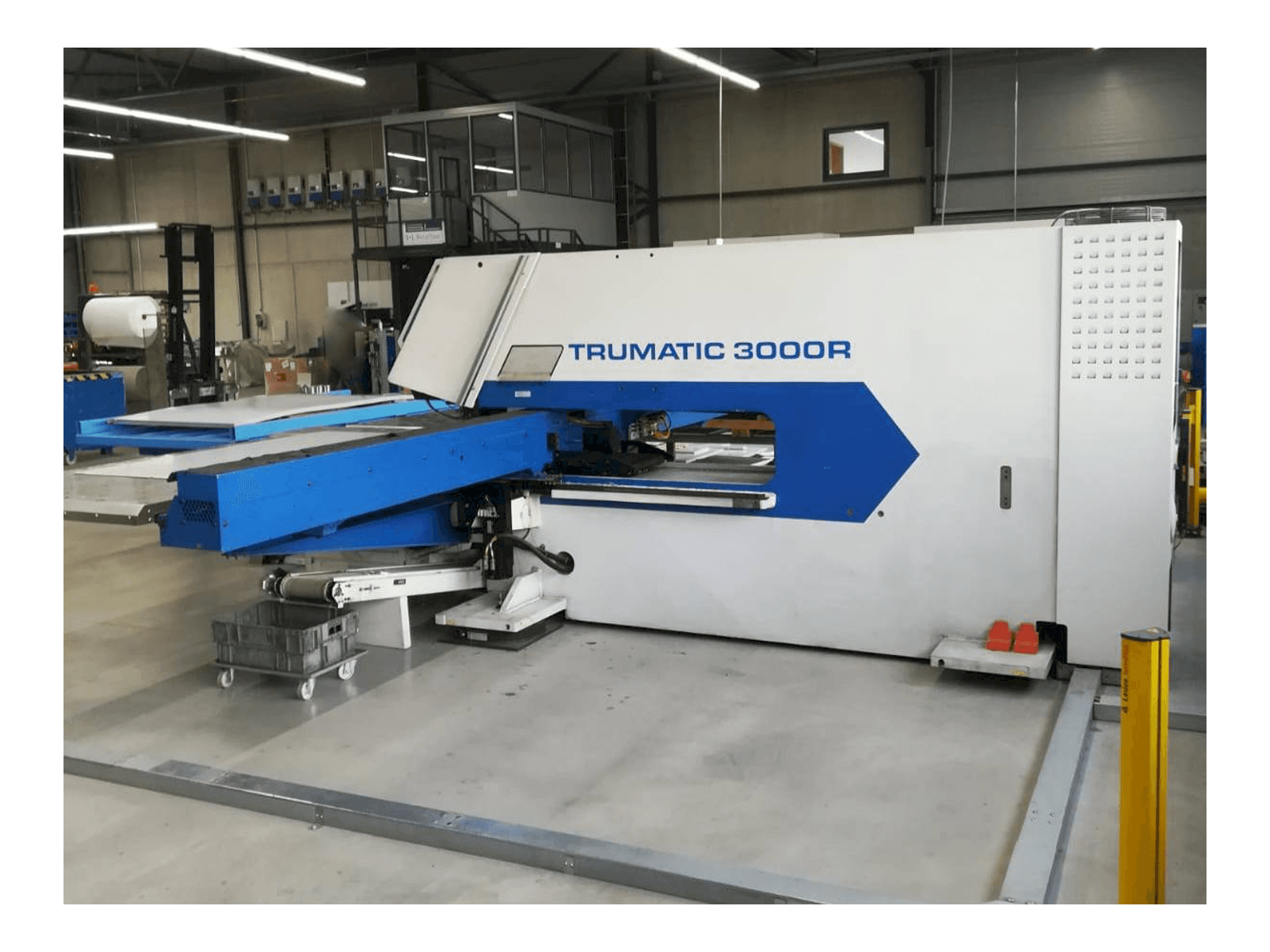 Trumpf Trumatic 3000R Mašinos vaizdas iš priekio