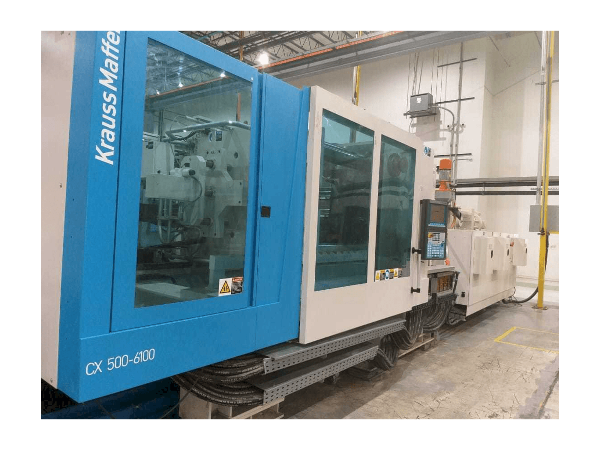 Krauss Maffei 500-6100 CX Mašinos vaizdas iš priekio